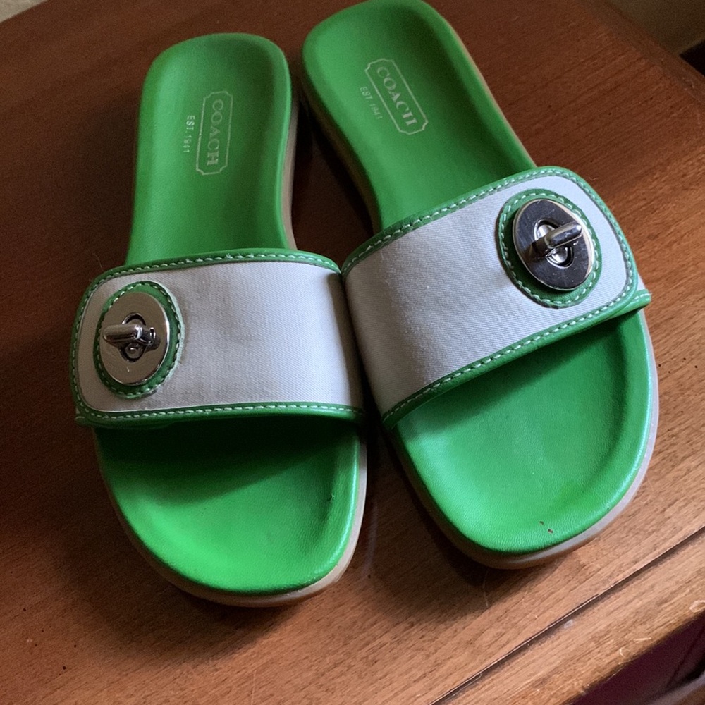 Coach Gabriella slides